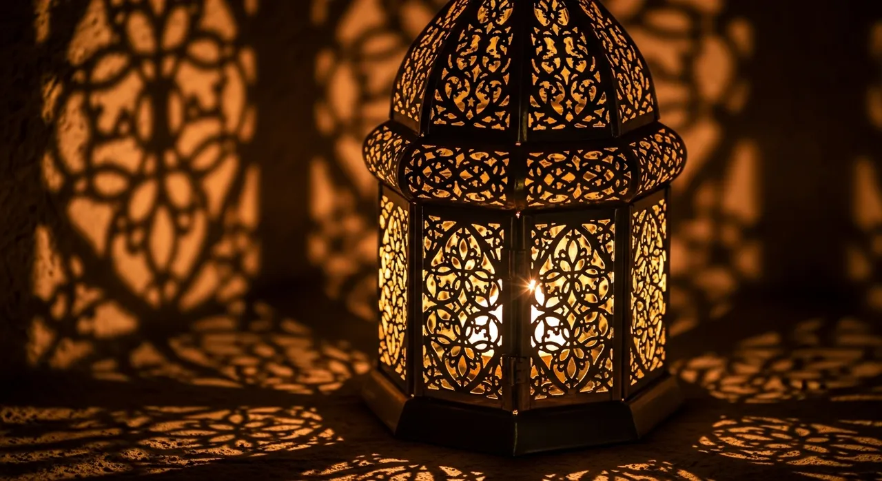 Lantern Detail